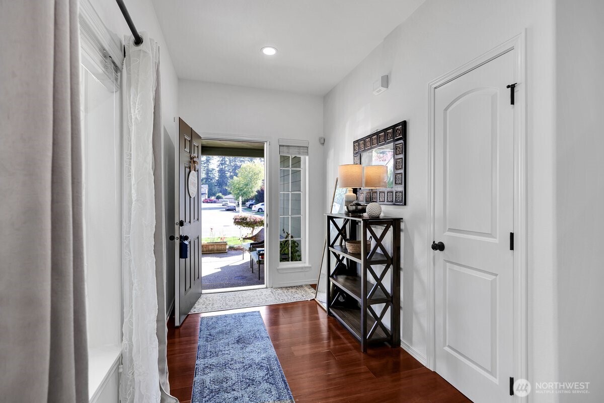 7529 181st Street Property Photo 2