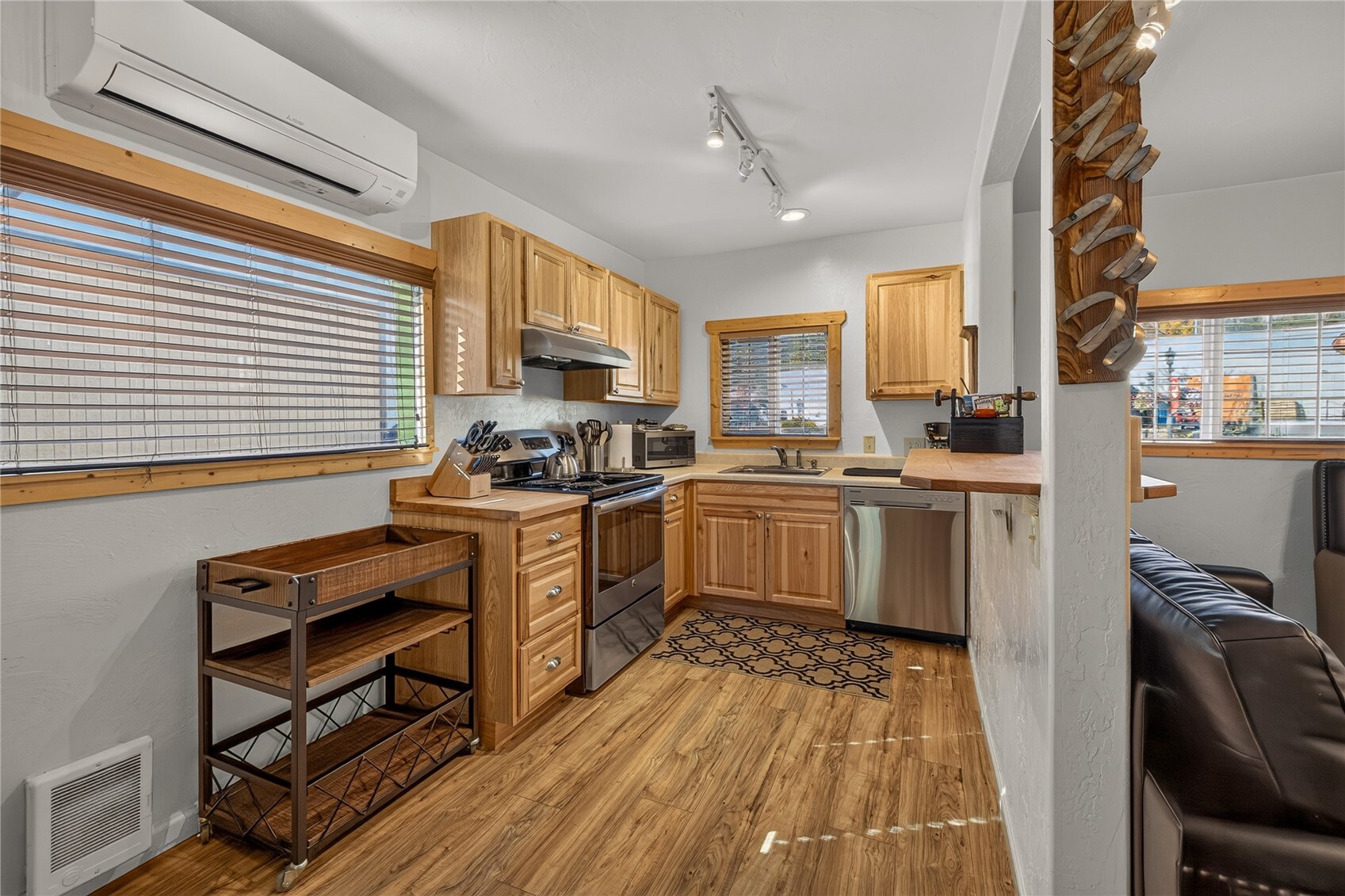 1313 Front Street Property Photo 7