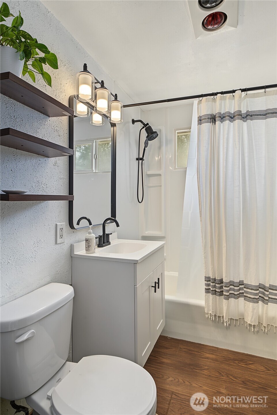 513 W Meridian Avenue Property Photo 17