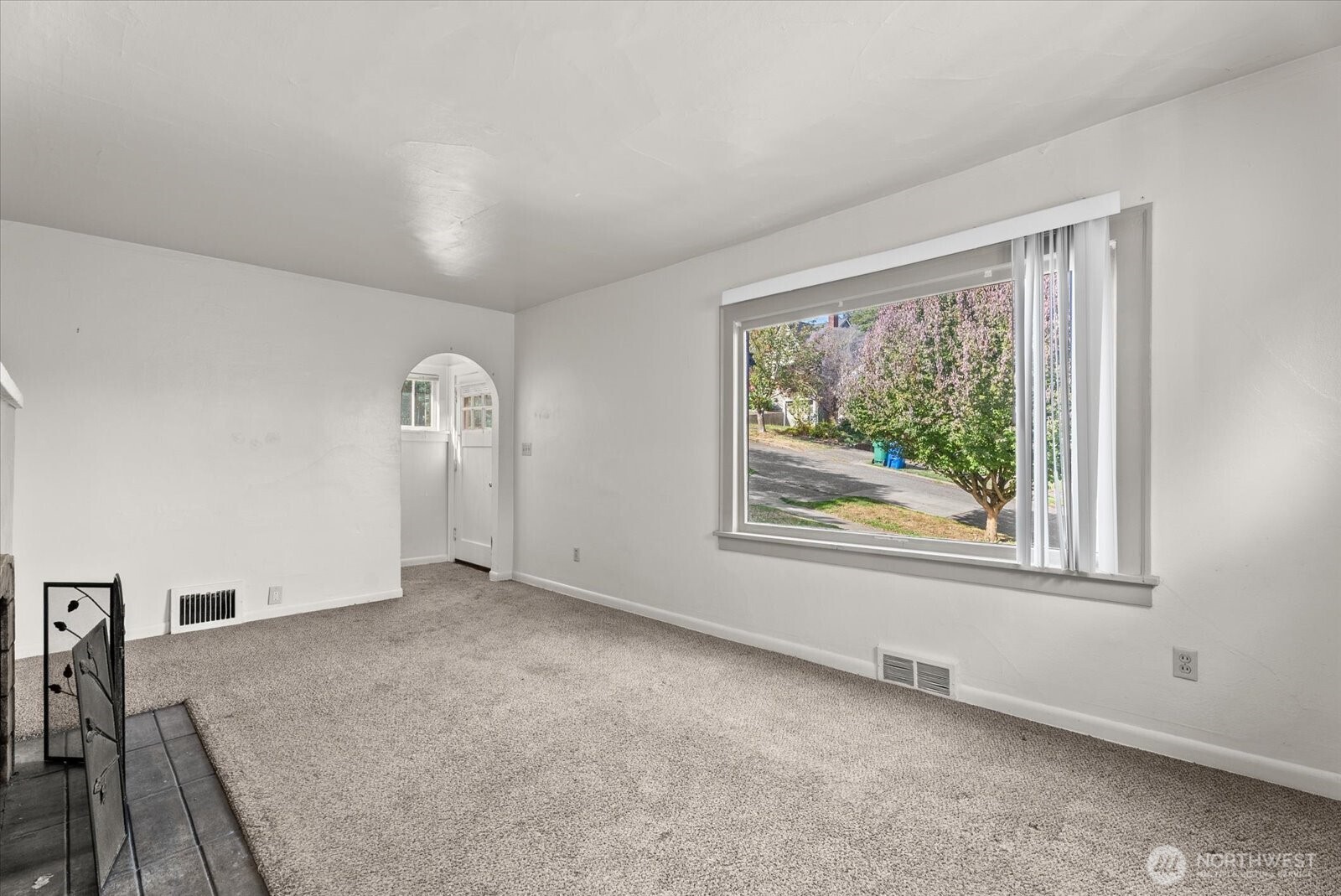 511 N 71st Street Property Photo 6