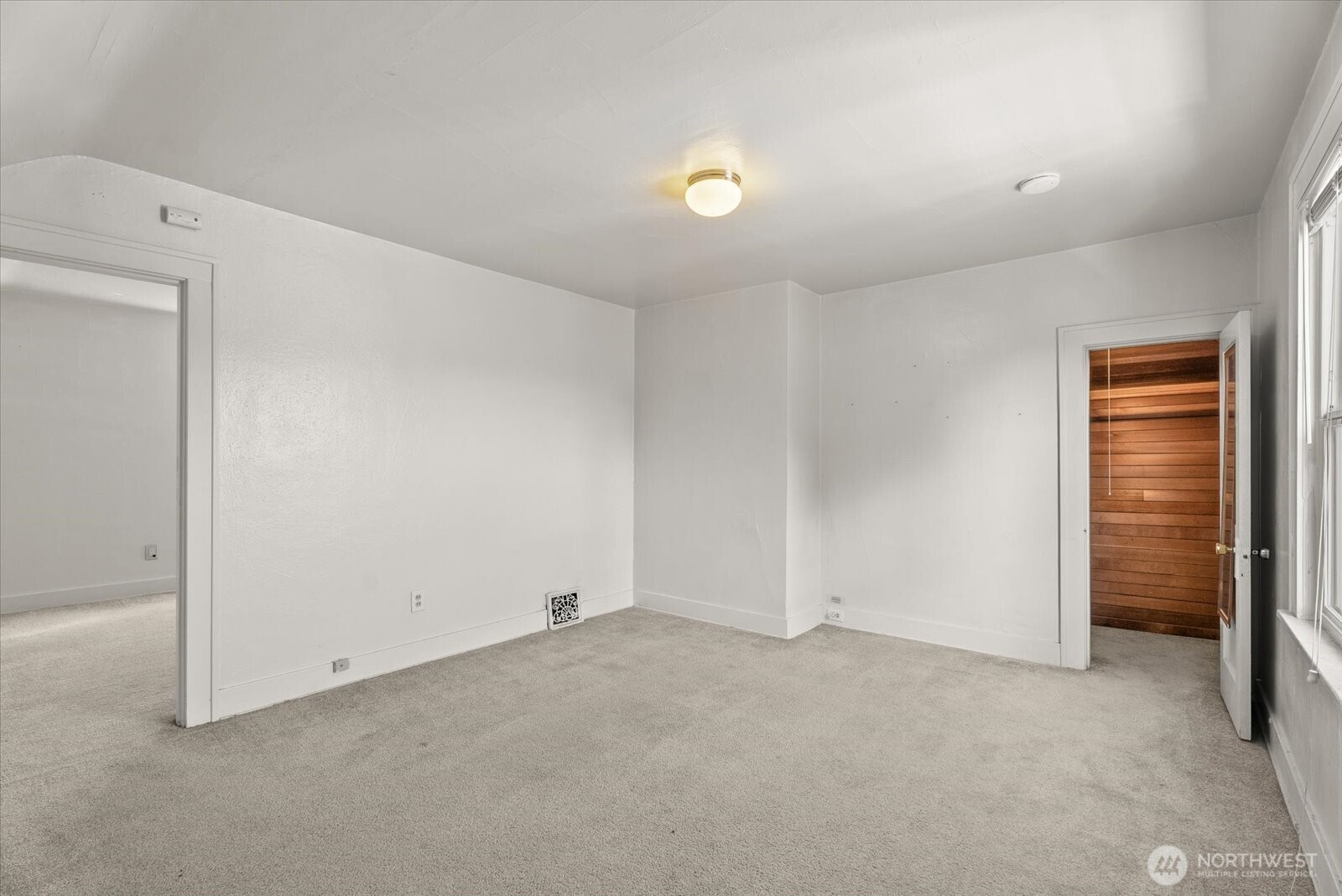 511 N 71st Street Property Photo 15