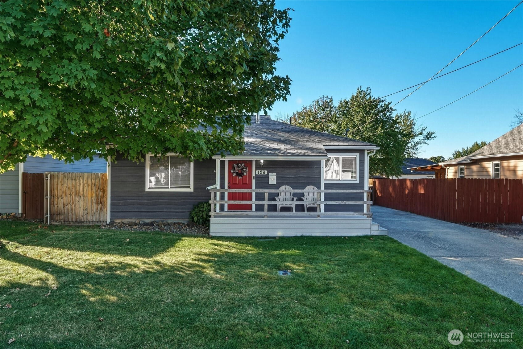 129 Kenneth Street Property Photo 1