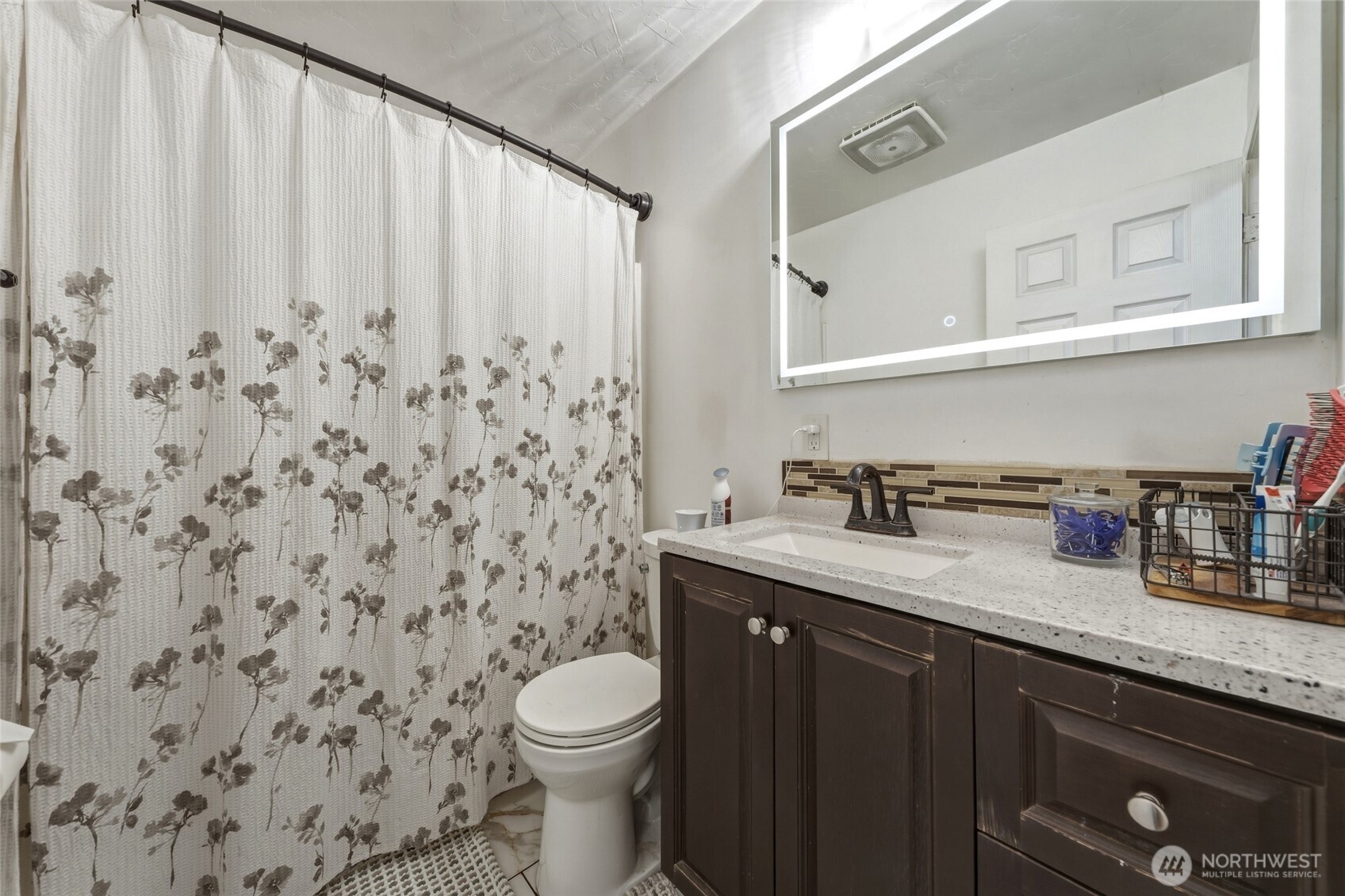 129 Kenneth Street Property Photo 9