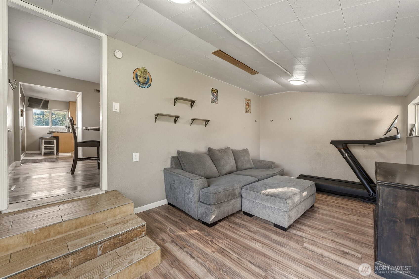 129 Kenneth Street Property Photo 12
