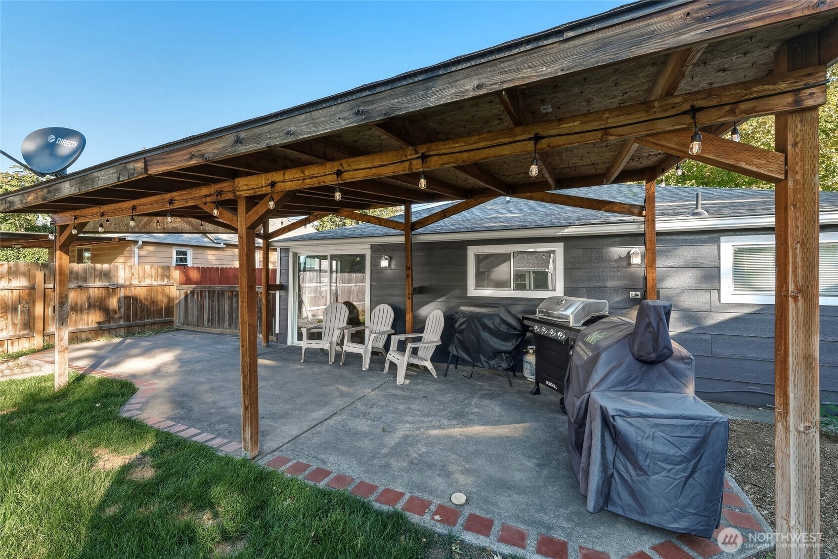 129 Kenneth Street Property Photo 19