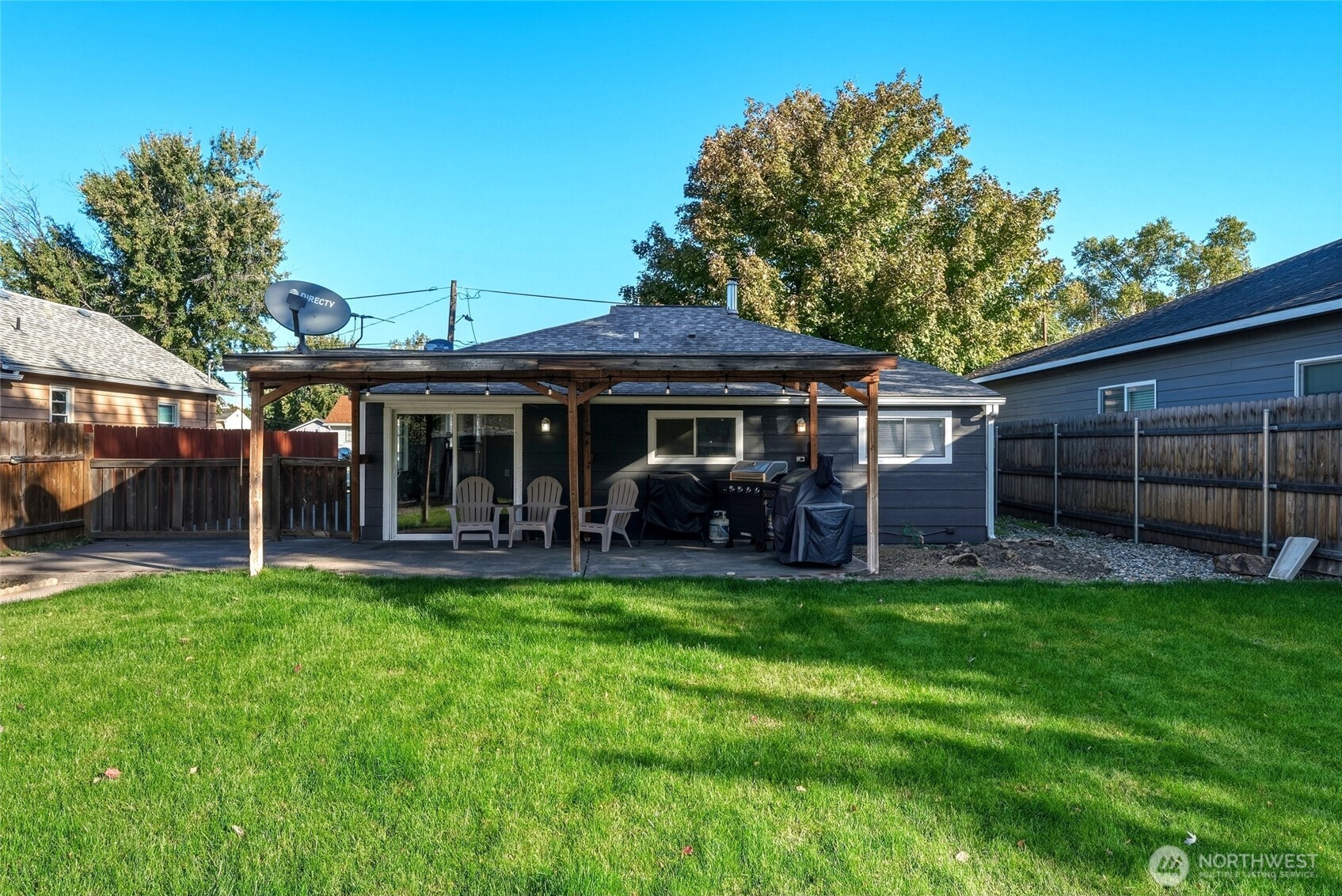 129 Kenneth Street Property Photo 33