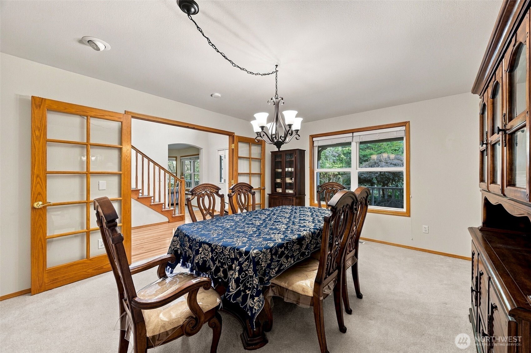 40204 Mountain Highway Property Photo 5