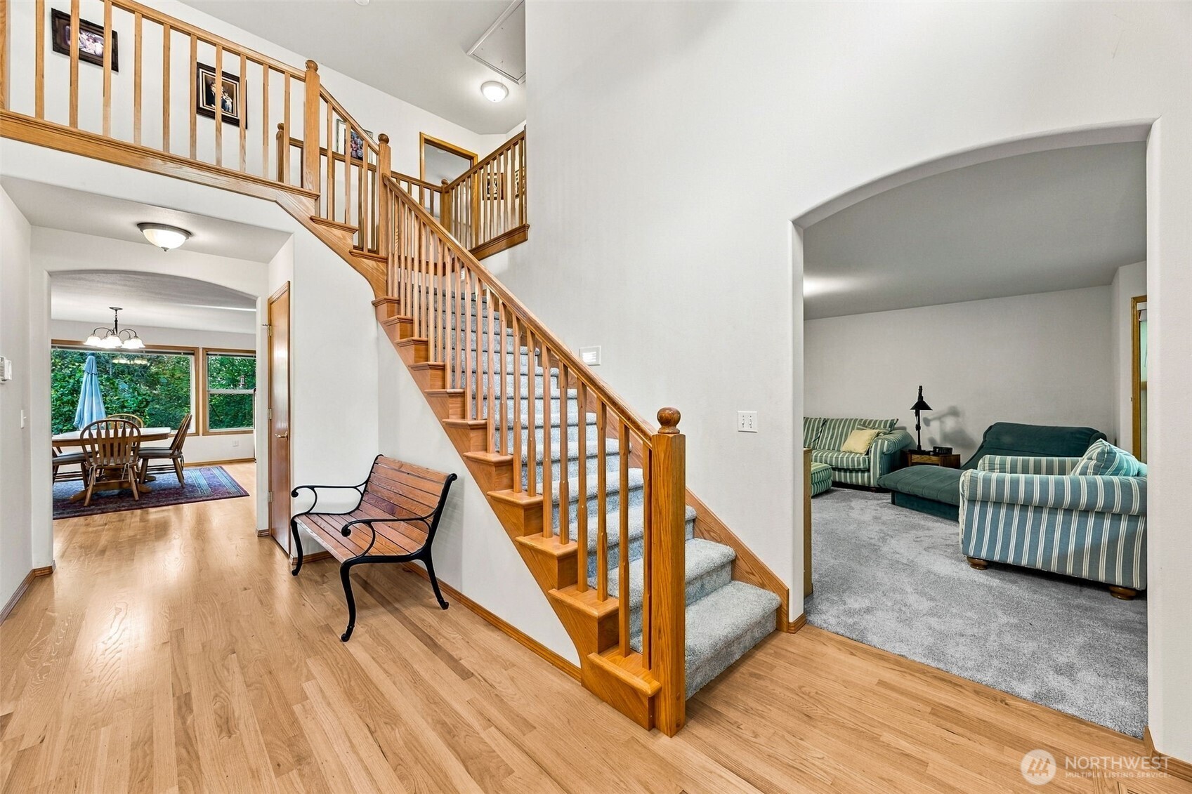 40204 Mountain Highway Property Photo 6