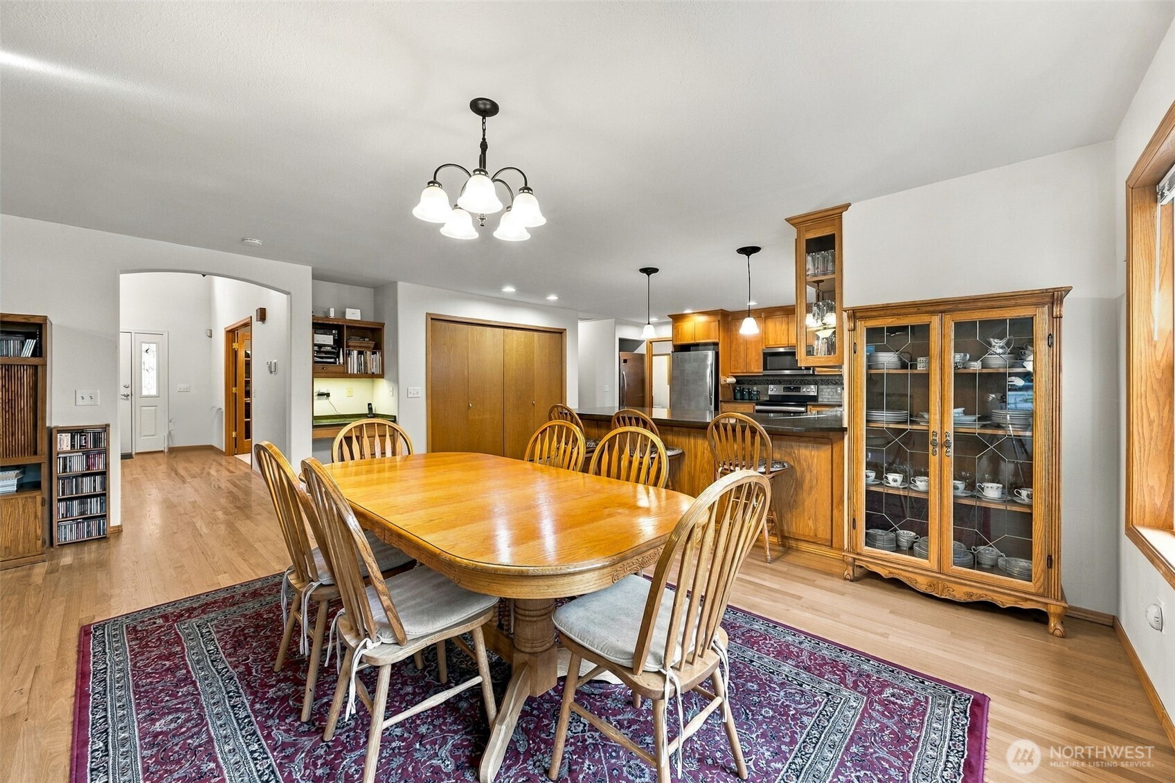40204 Mountain Highway Property Photo 13