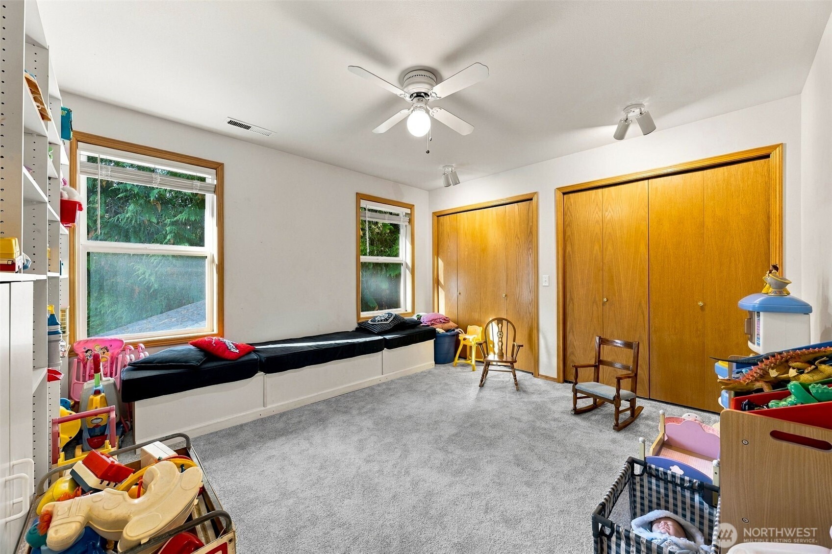 40204 Mountain Highway Property Photo 24