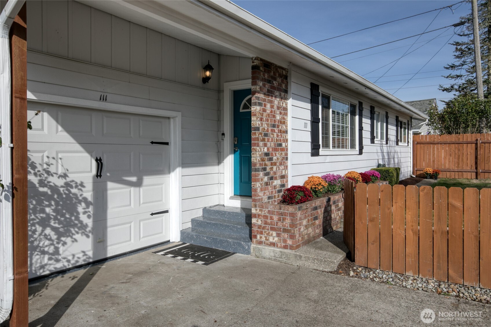 111 S B Street Property Photo 2