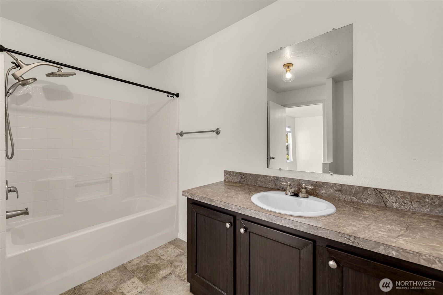 15011 Ne Hidden Meadows Drive Property Photo 18