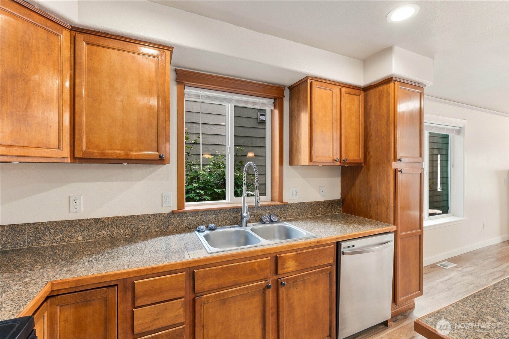 906 116th Place 3 Property Photo 14