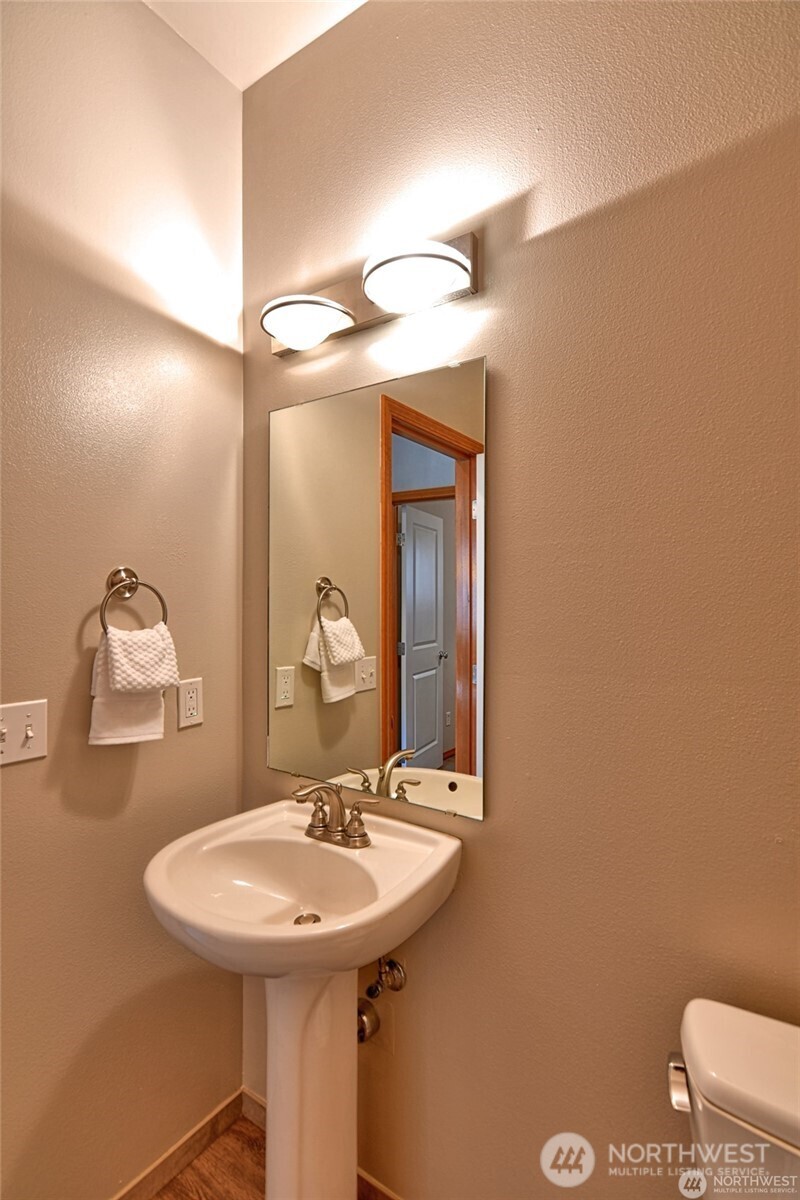 1706 239th Street Property Photo 10