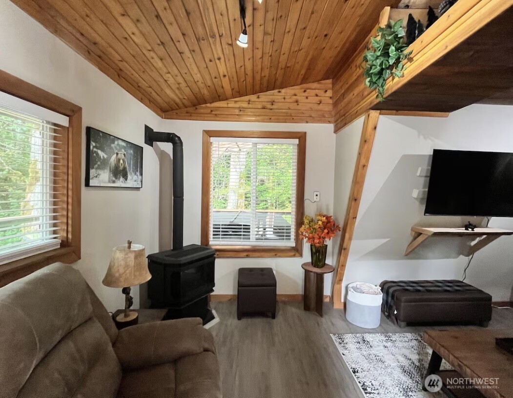 178 Skate Creek Road Property Photo 12