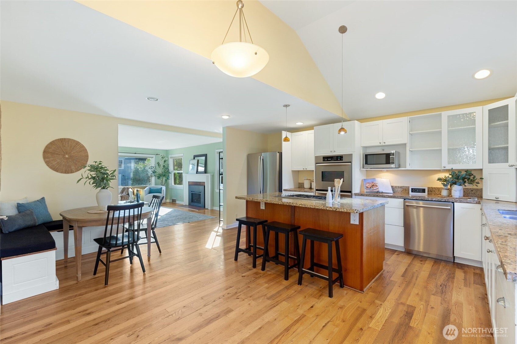 7711 Sunnyside Avenue Property Photo 7