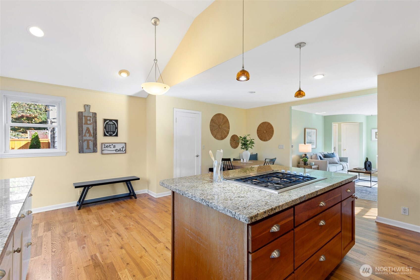 7711 Sunnyside Avenue Property Photo 8