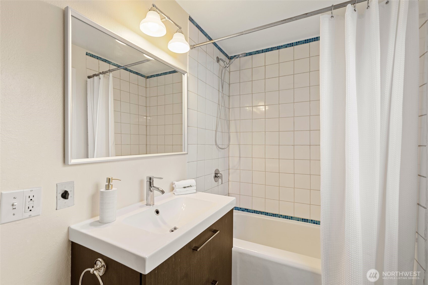 7711 Sunnyside Avenue Property Photo 13