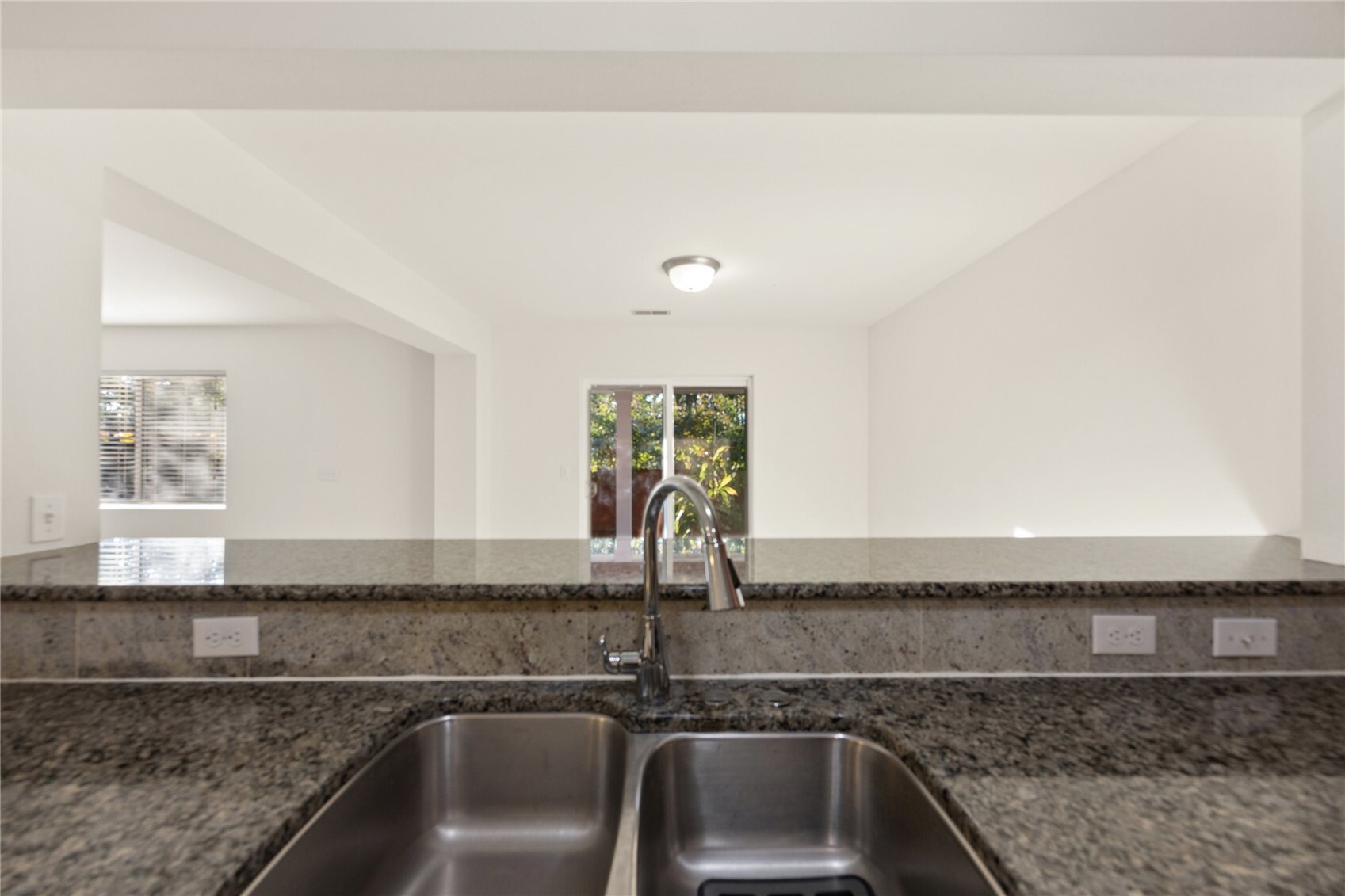 19020 18th Avenue Property Photo 13