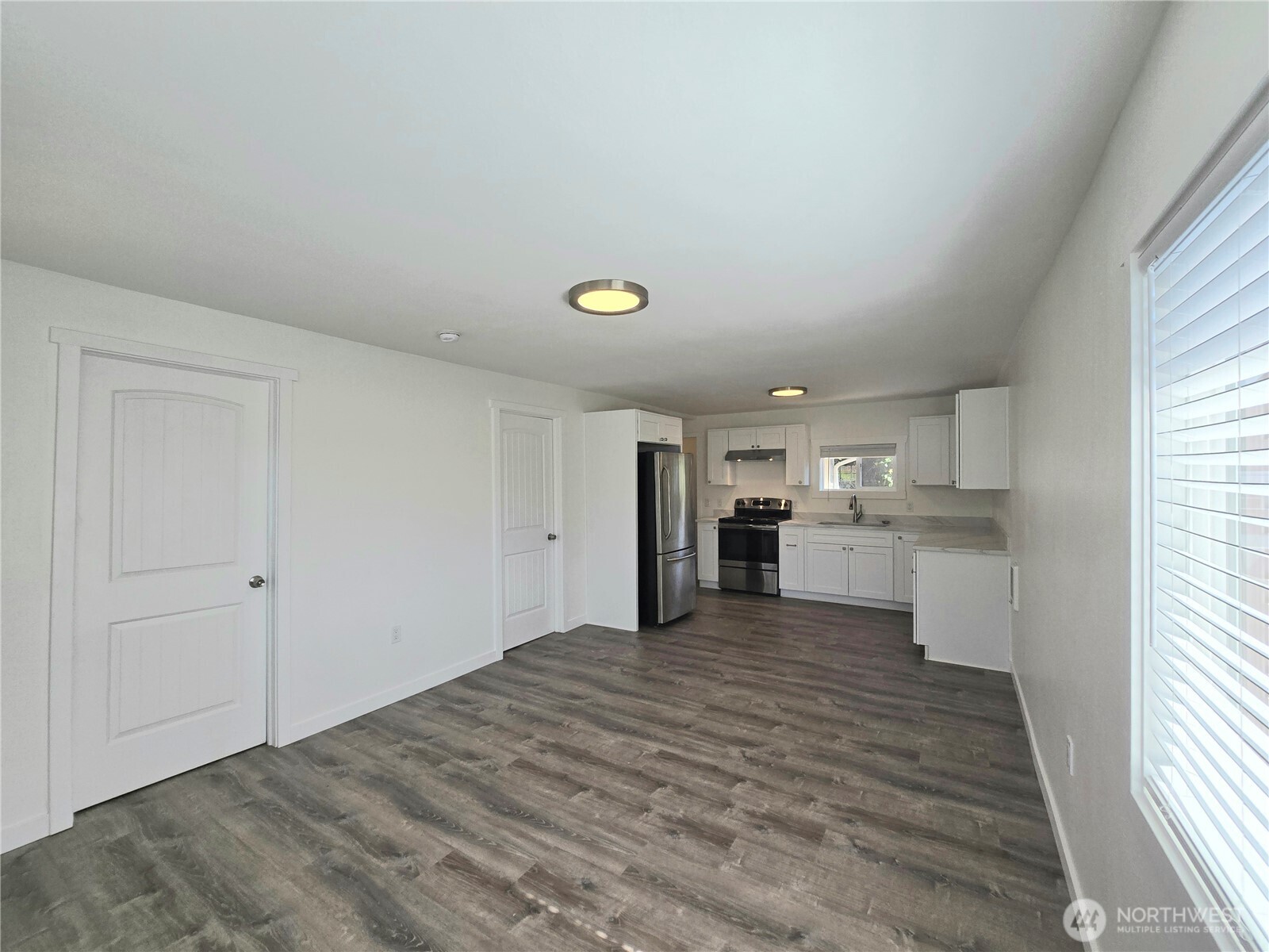 208 N Hoquiam Street Property Photo 16