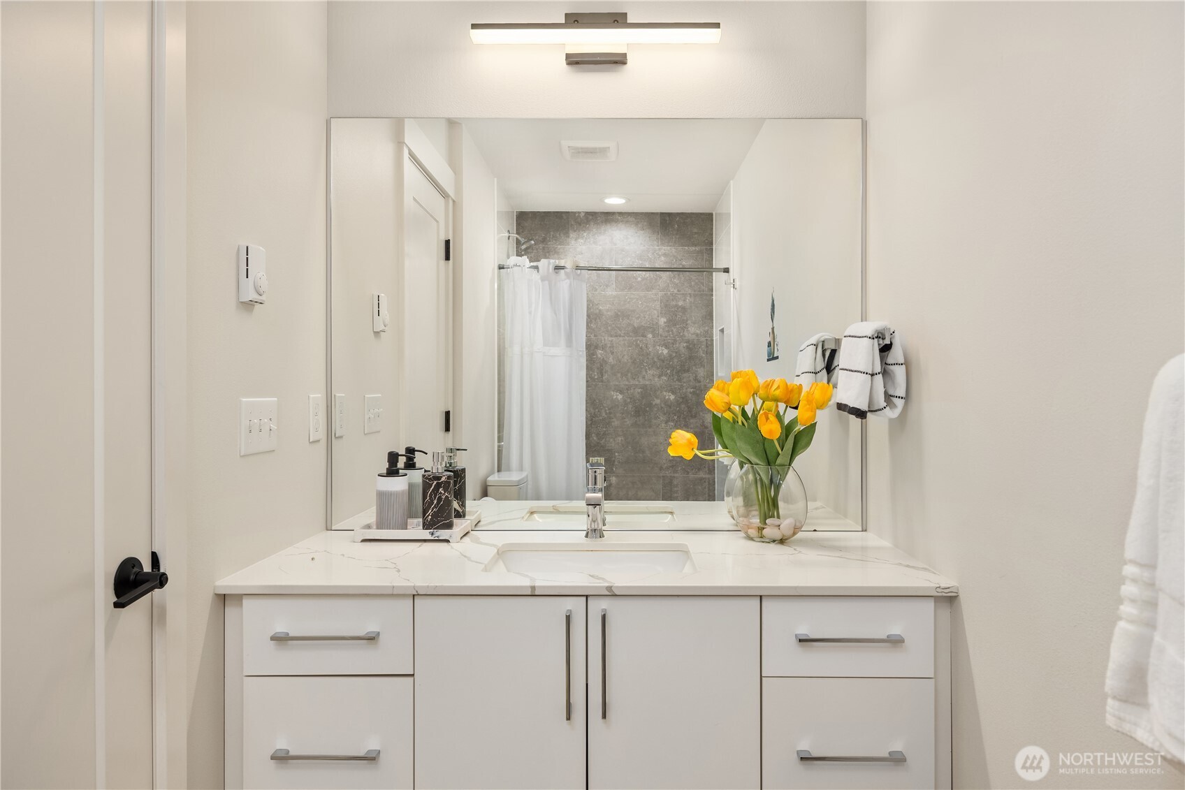4515 Sunnyside Avenue B Property Photo 11