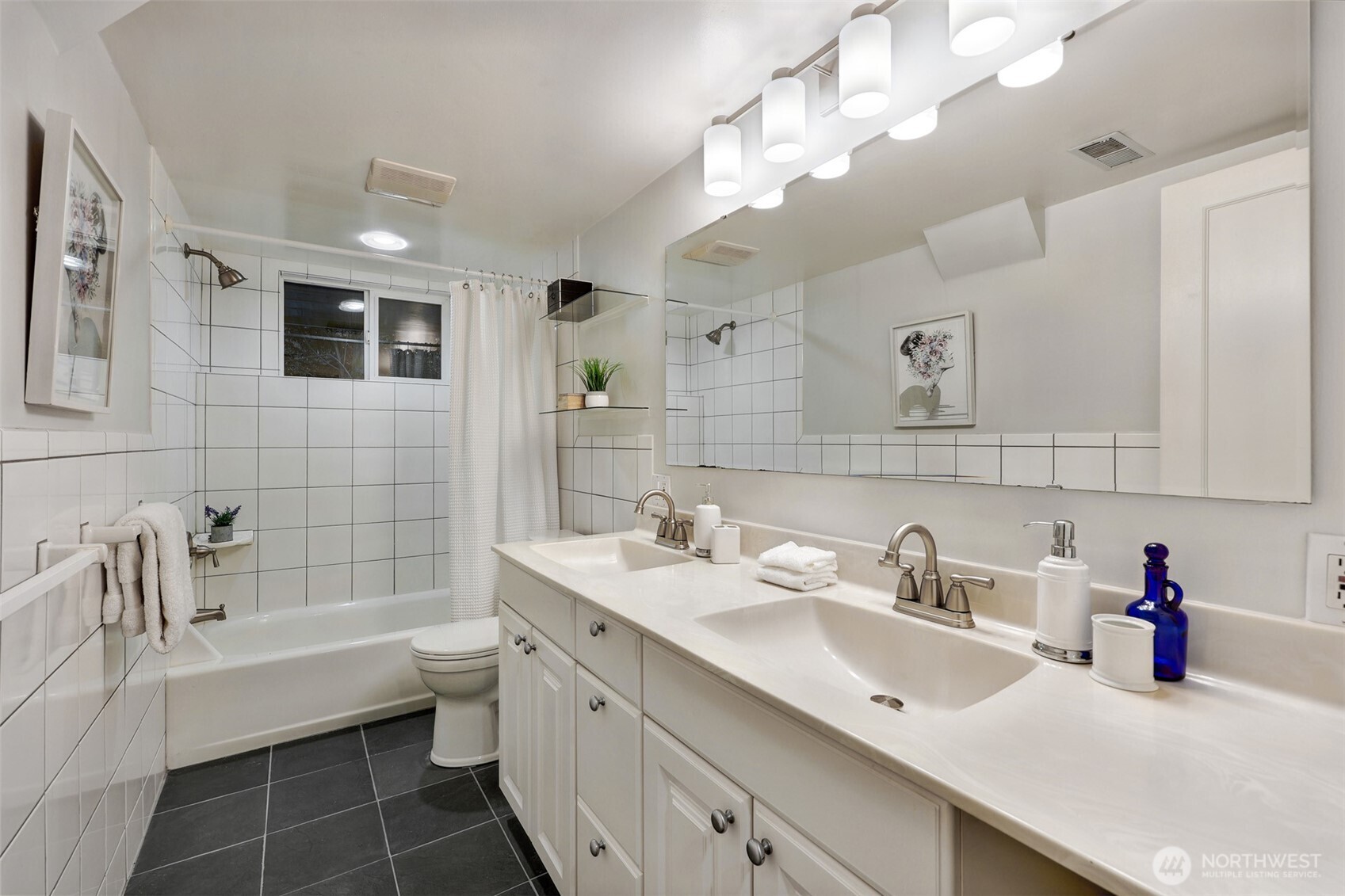 6720 W Mercer Way Property Photo 28