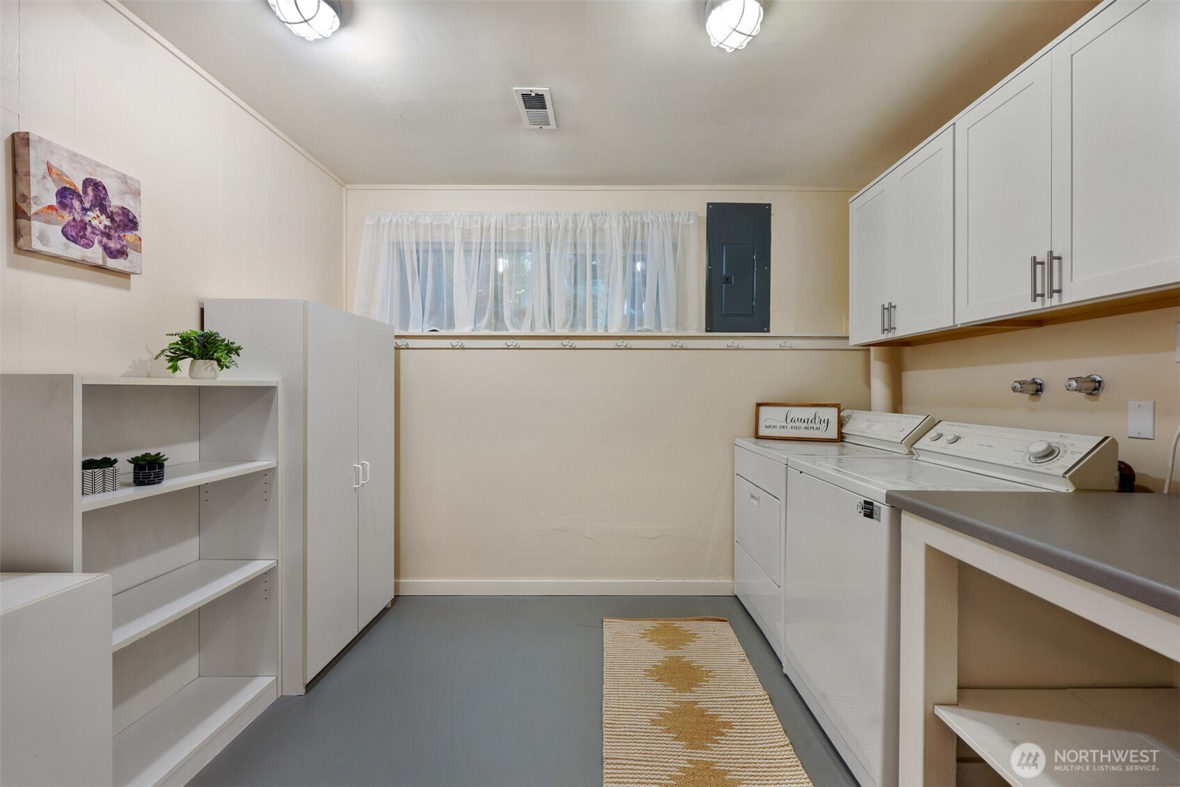 6720 W Mercer Way Property Photo 29