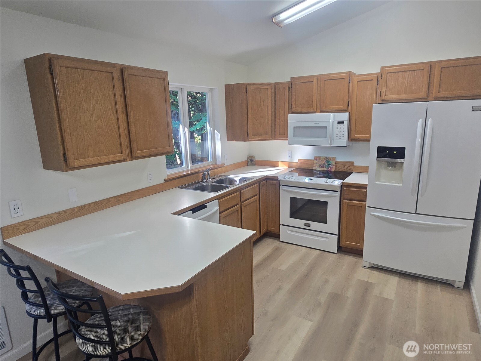 44512 Fir Road Property Photo 8