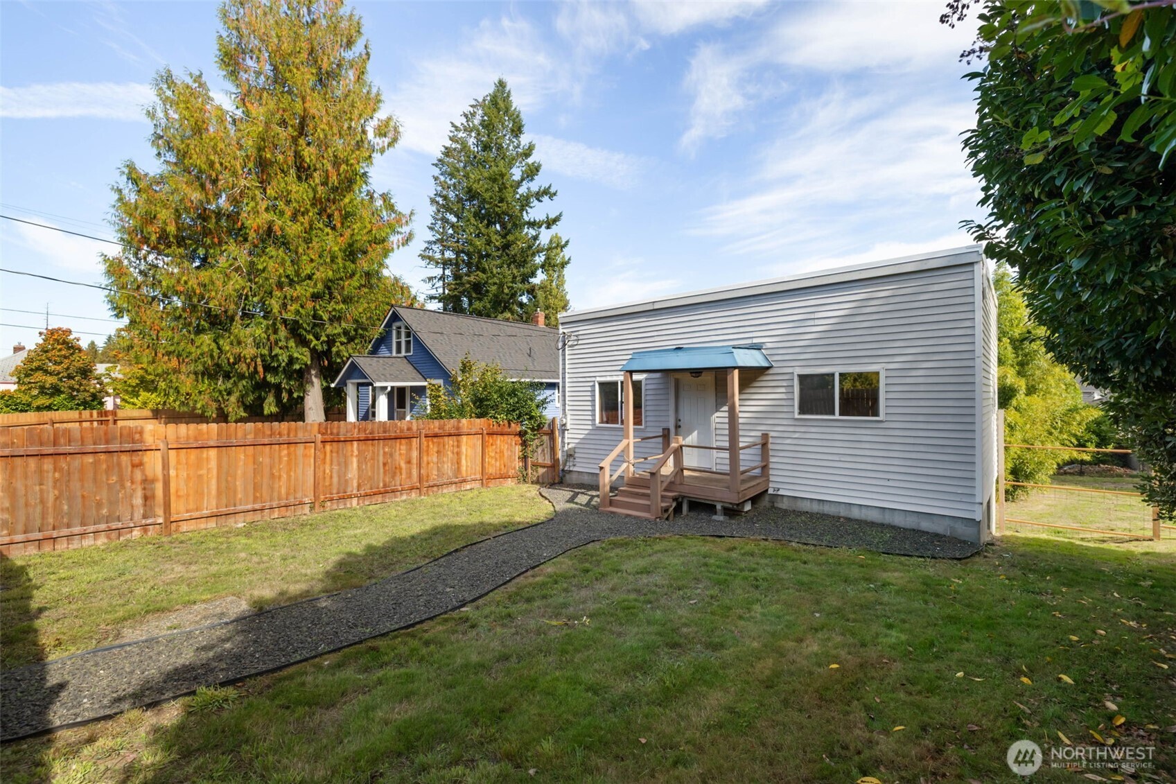 1405 Flower Avenue Property Photo 1