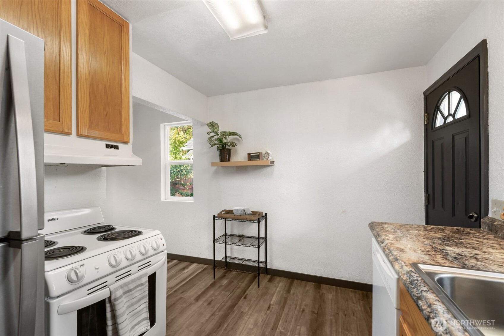 1405 Flower Avenue Property Photo 8