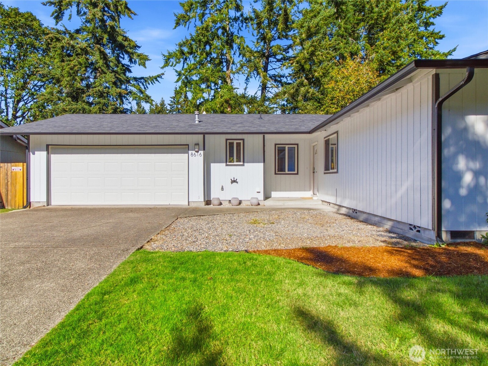8616 35th Court Property Photo 3