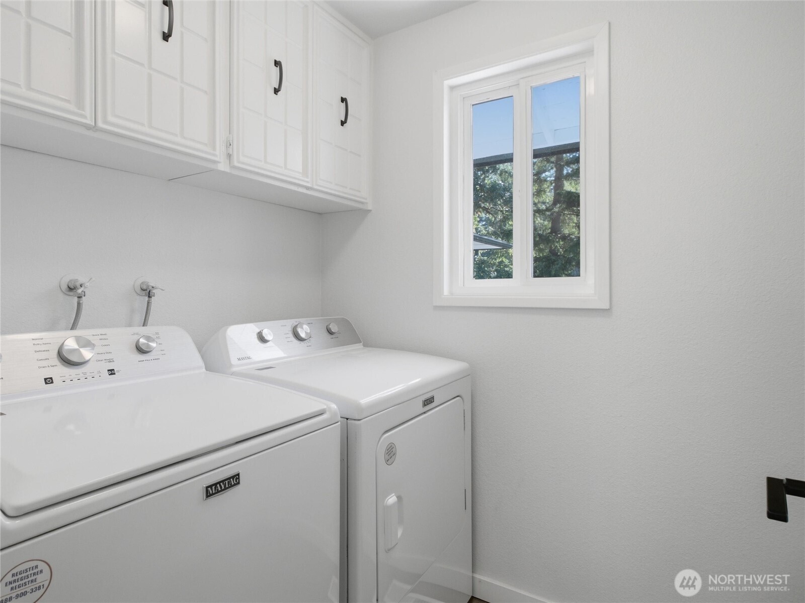 8616 35th Court Property Photo 12