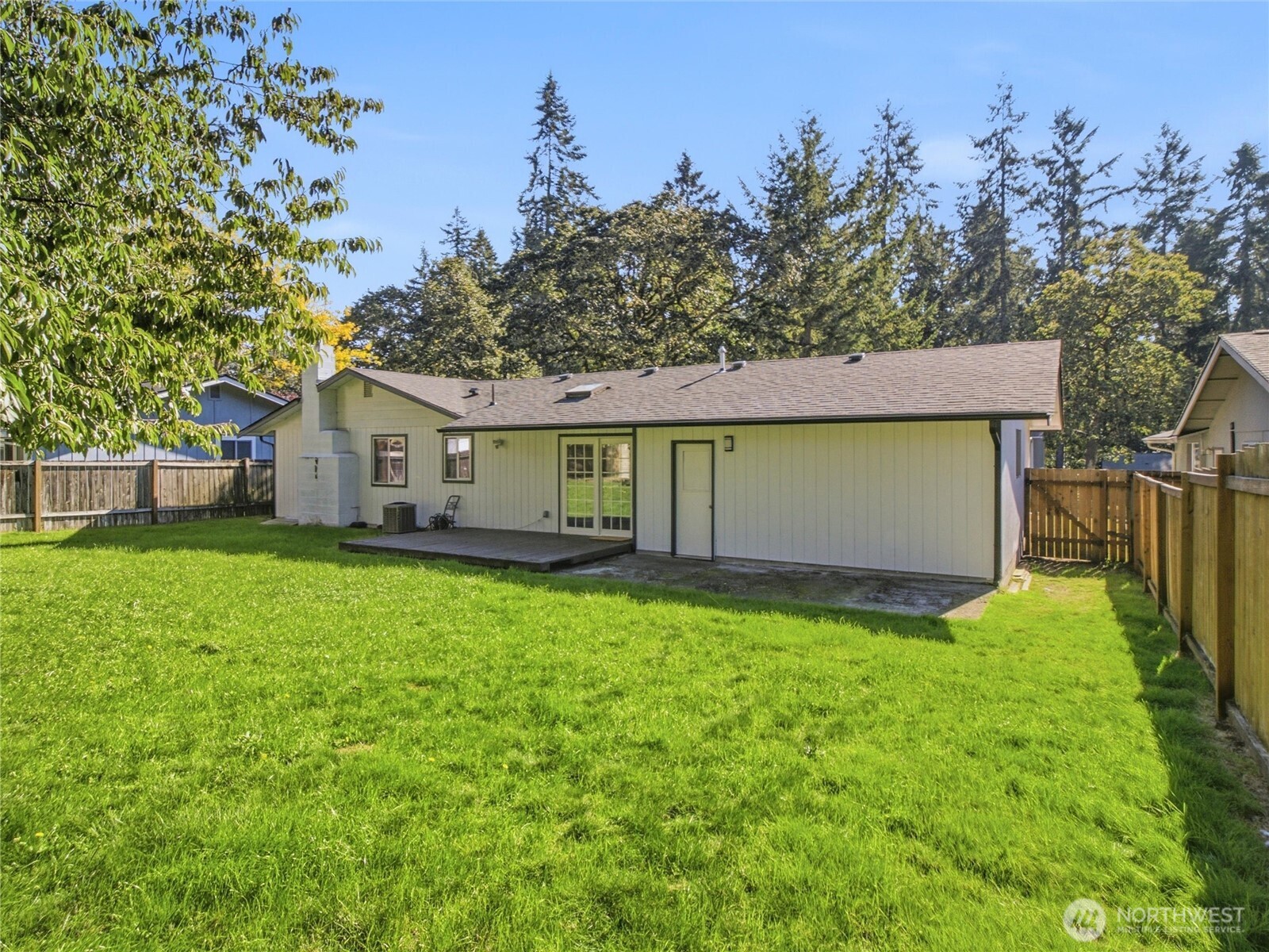 8616 35th Court Property Photo 24