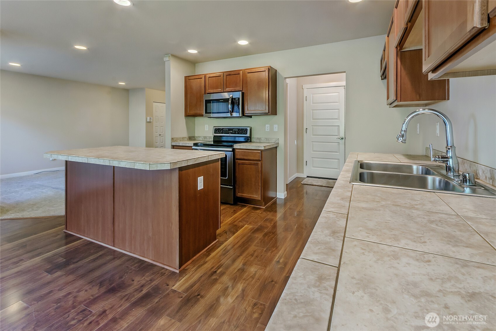 1701 177th Street Property Photo 11