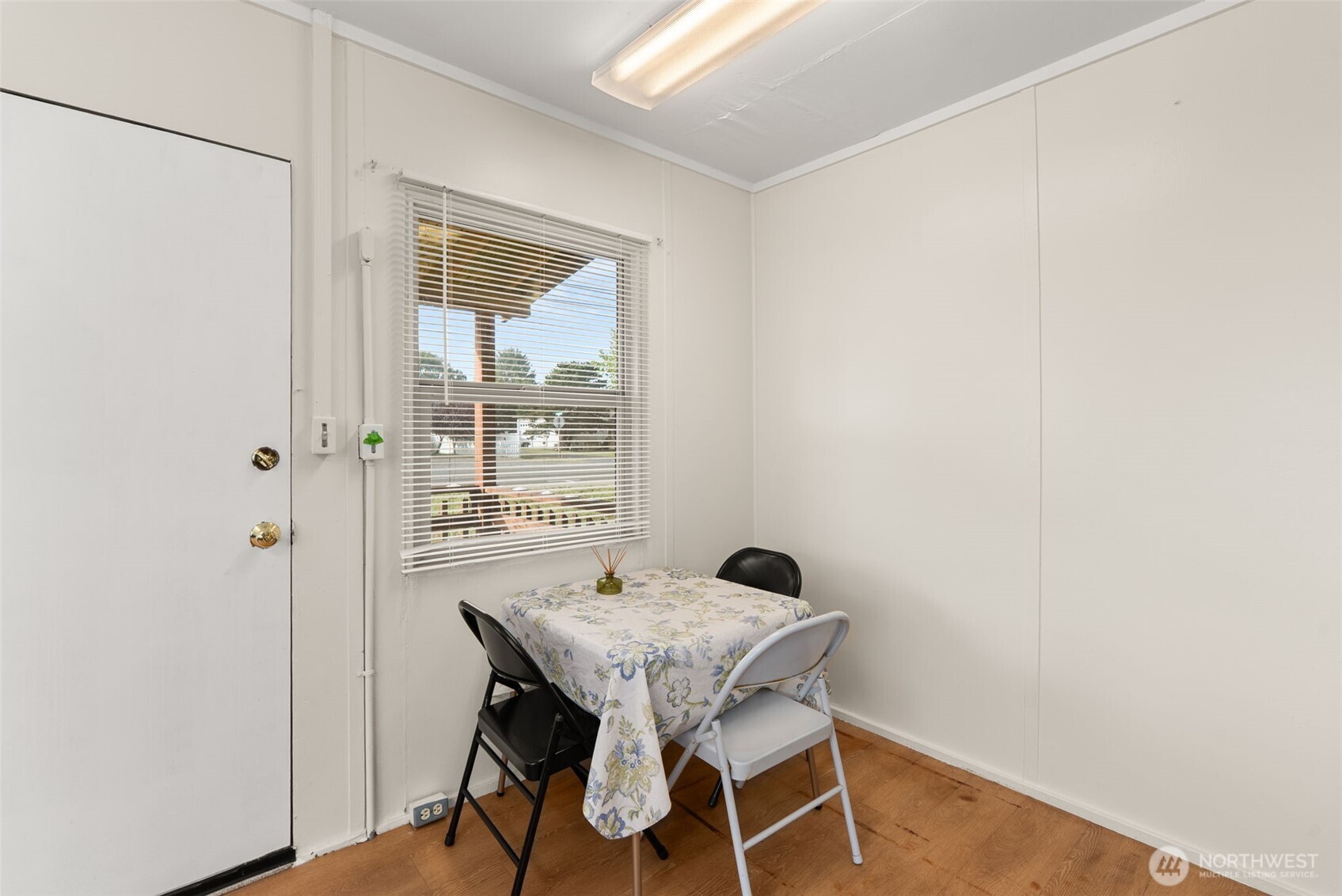 818 W Ocean Avenue Property Photo 14