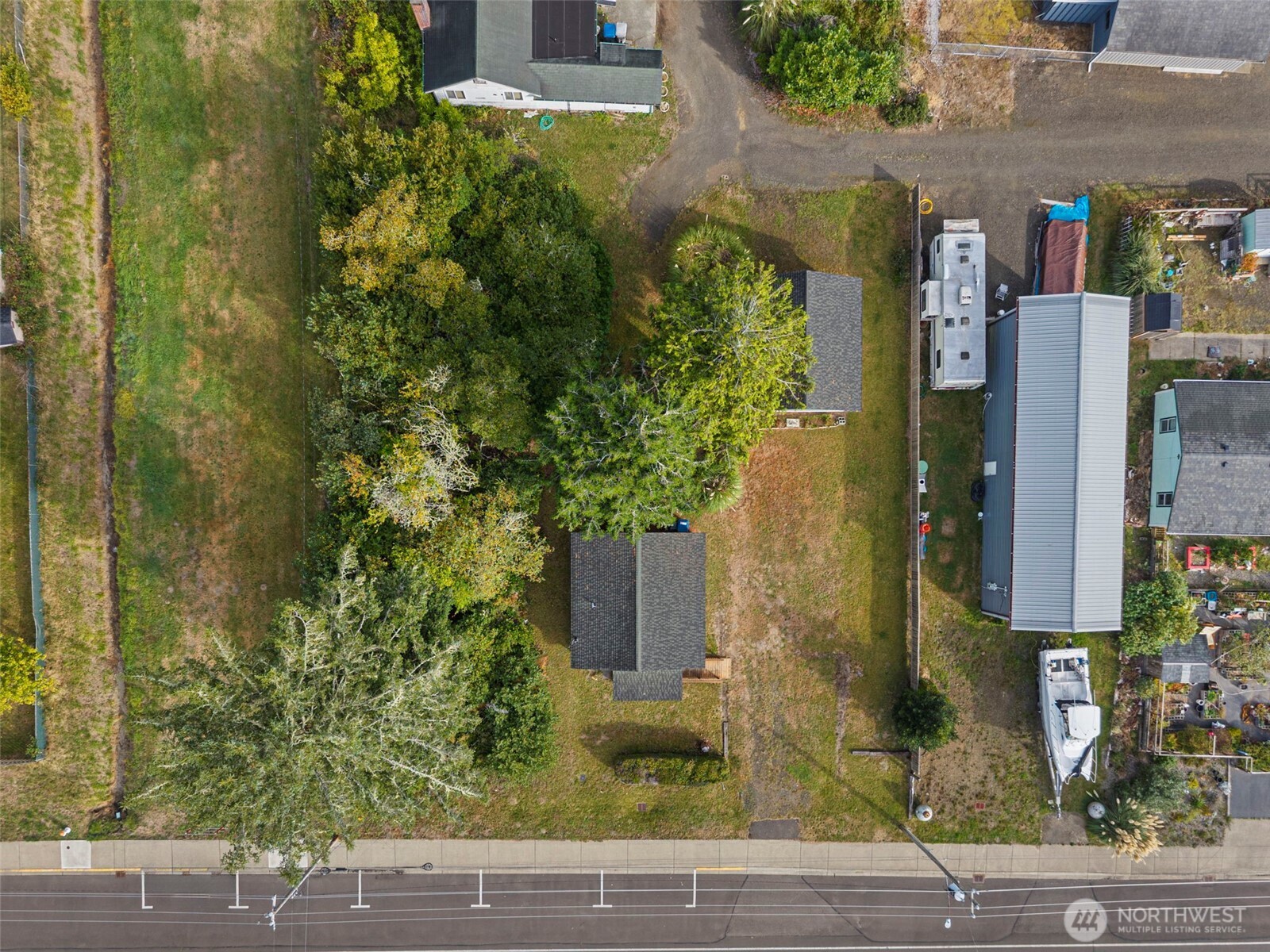 818 W Ocean Avenue Property Photo 32