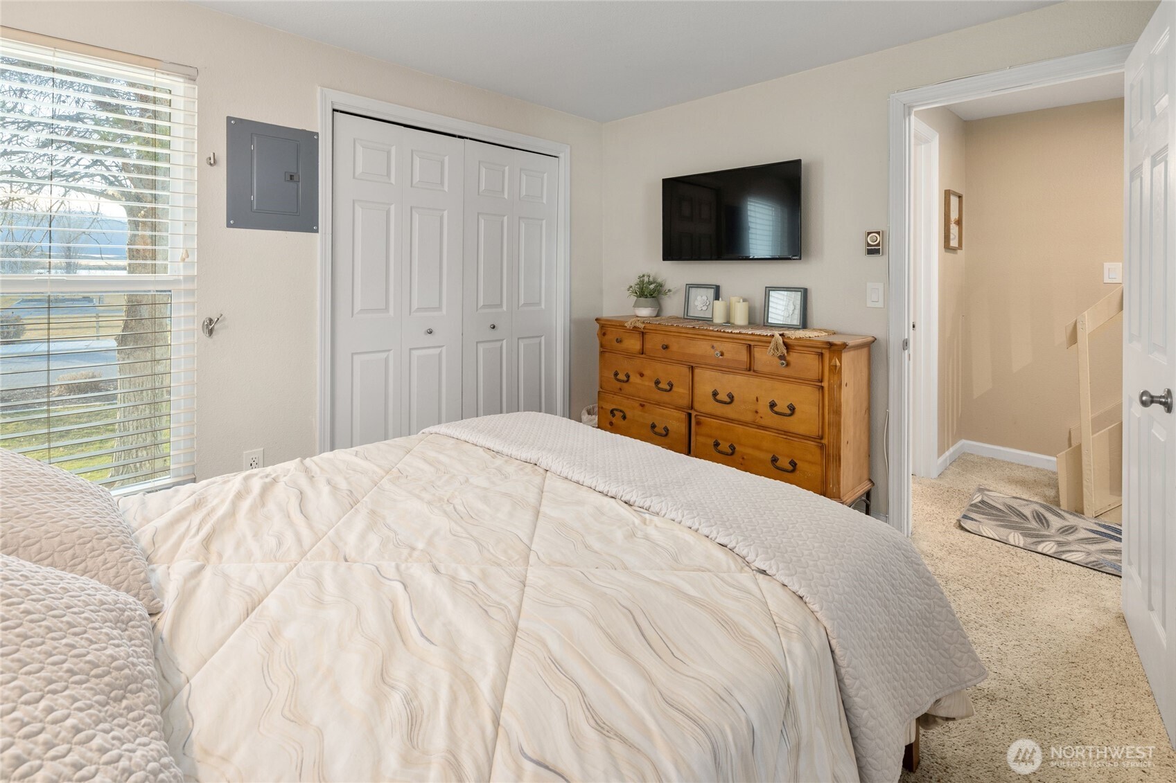 8903 Crescent Bar Road 162 Property Photo 17