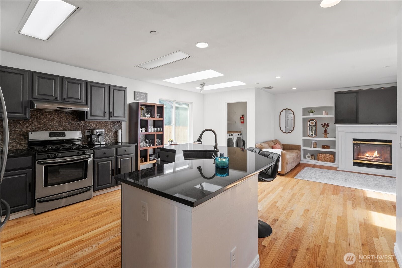 1725 Palisade Boulevard Property Photo 15