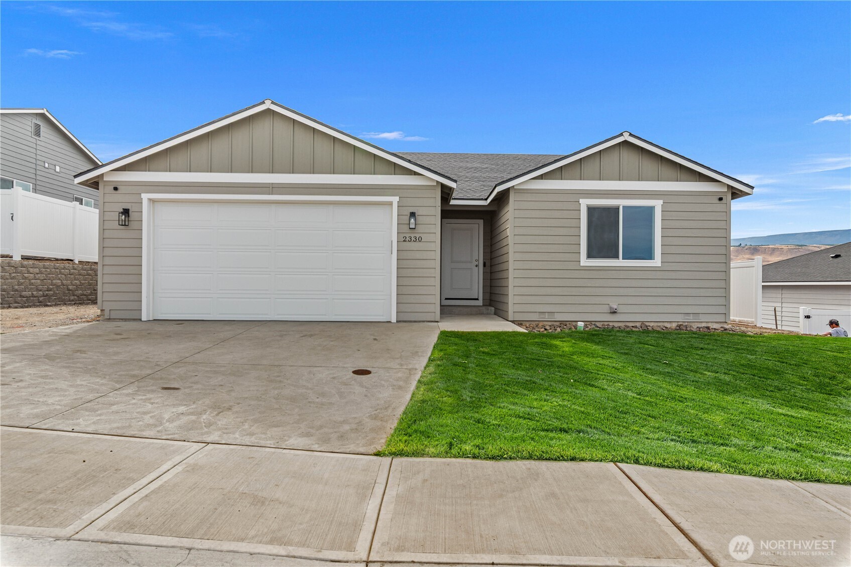 2330 Noah Street Property Photo 1