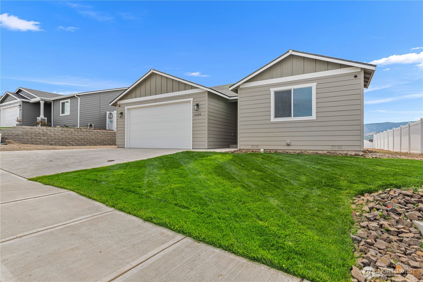 2330 Noah Street Property Photo 2