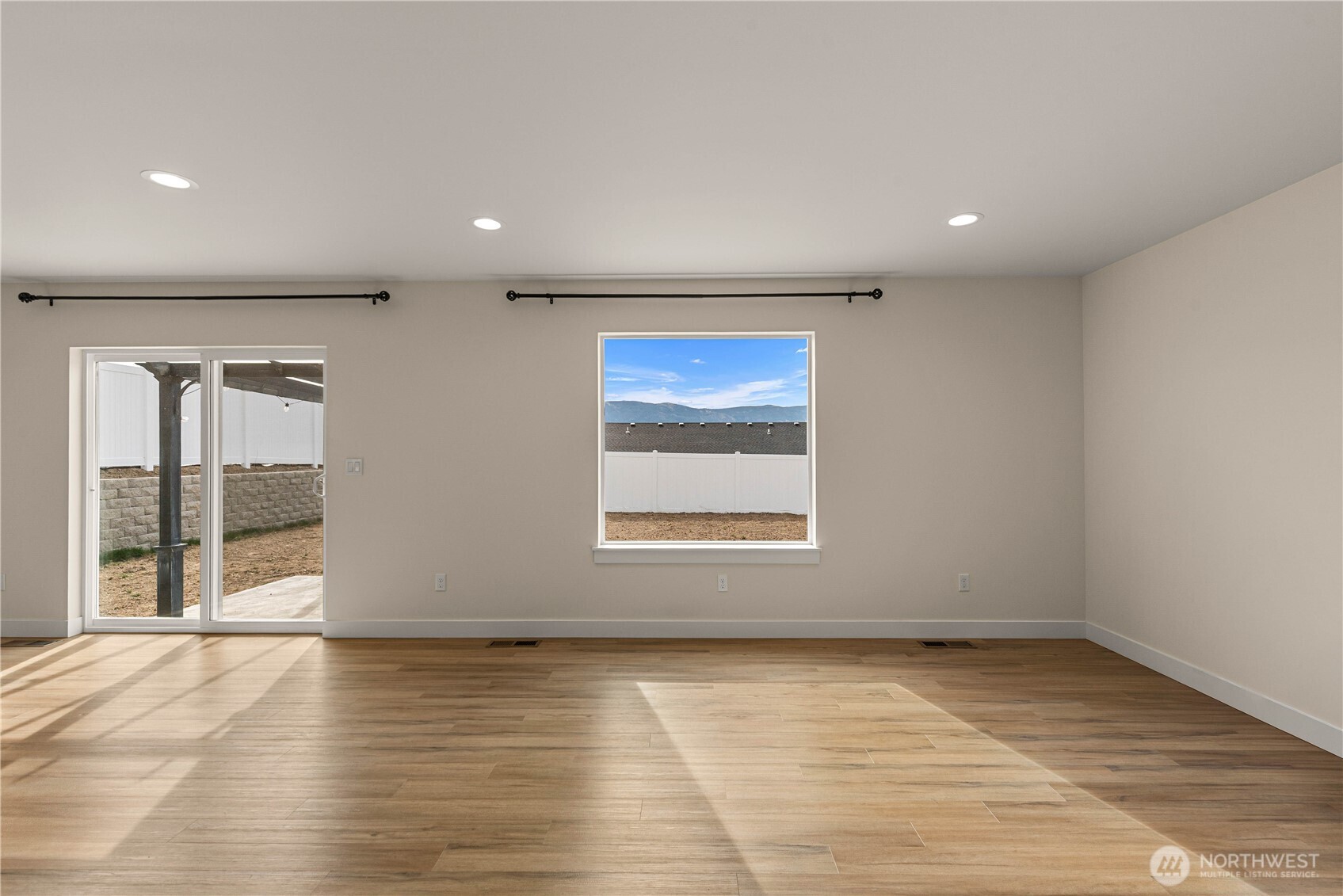 2330 Noah Street Property Photo 19