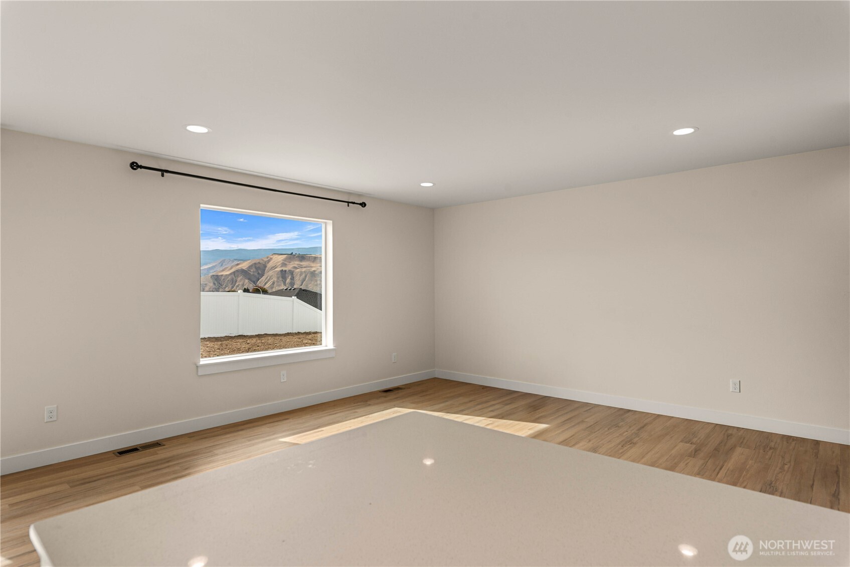 2330 Noah Street Property Photo 20