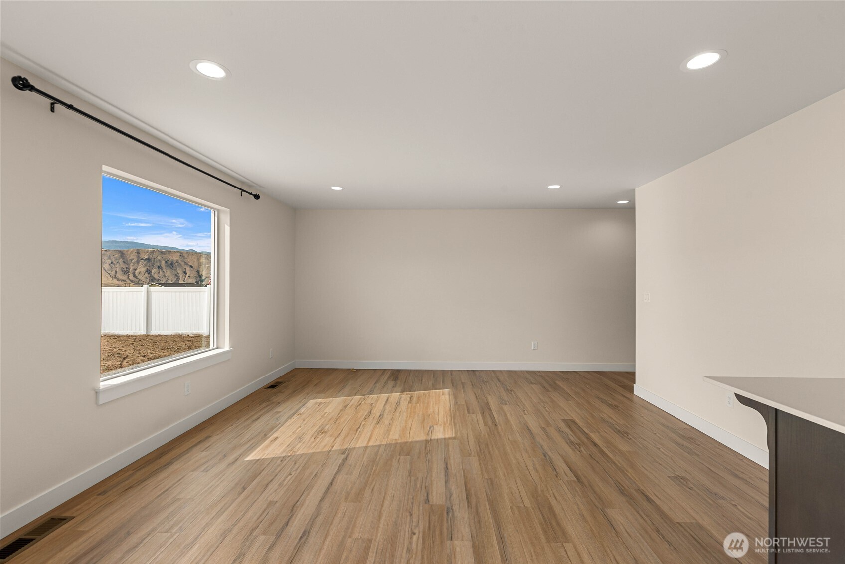 2330 Noah Street Property Photo 21