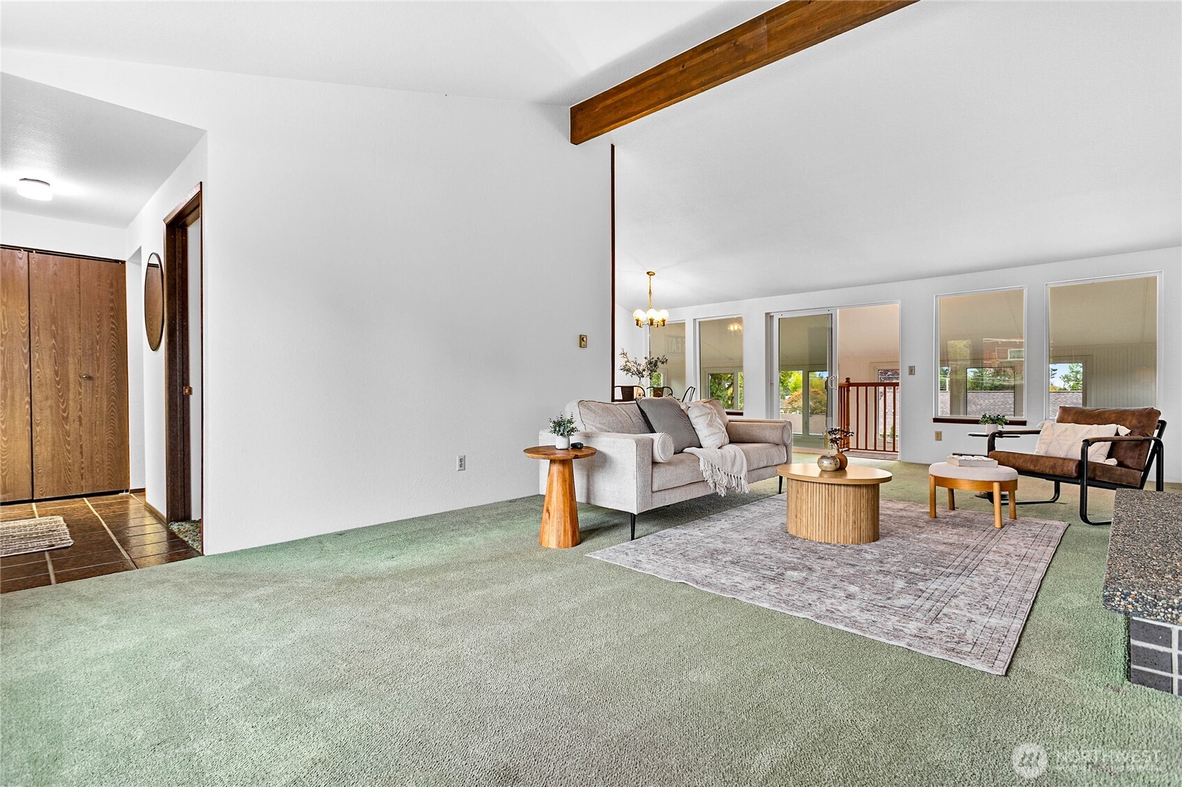 2301 Huron Street Property Photo 7