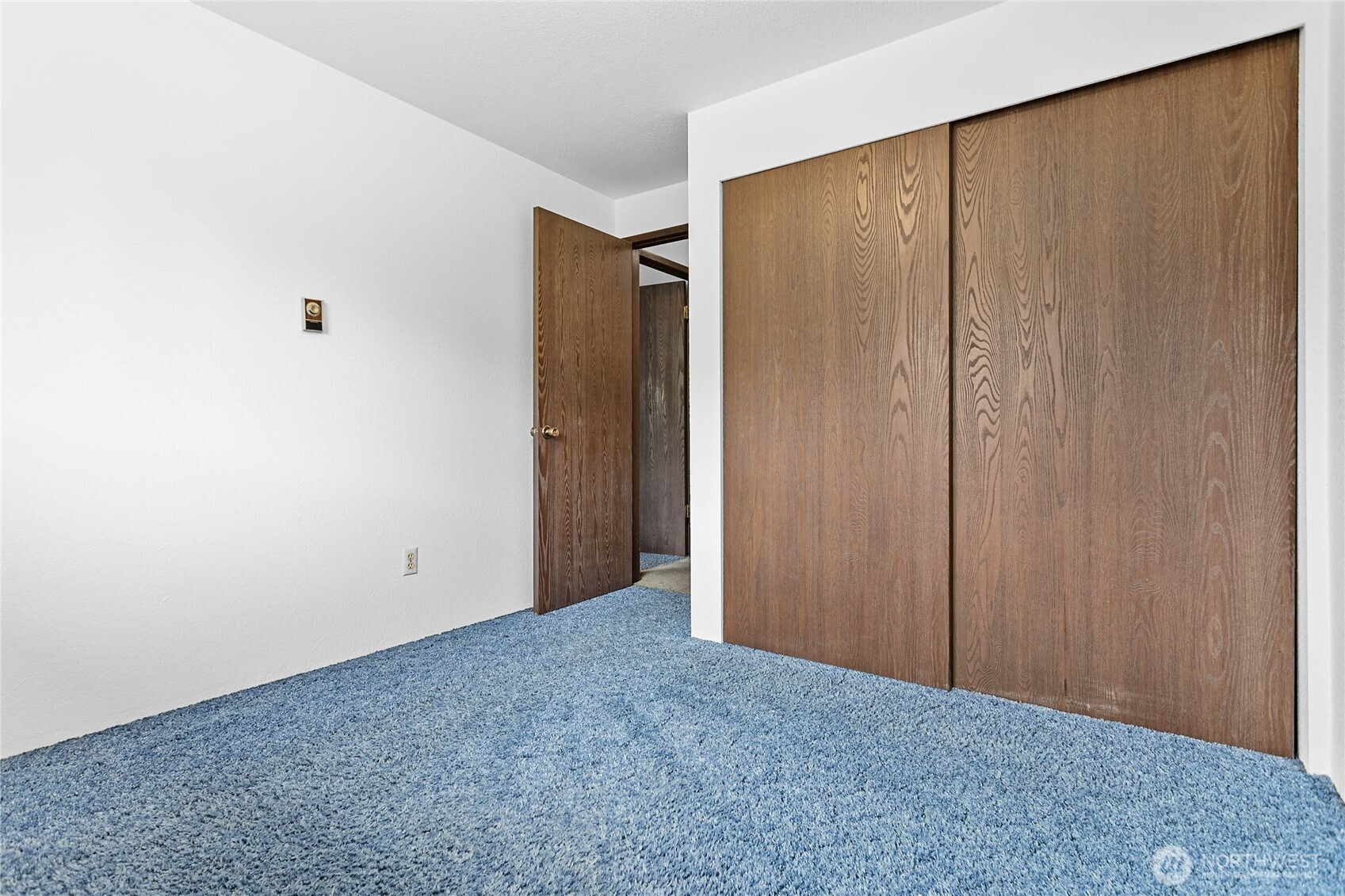 2301 Huron Street Property Photo 23