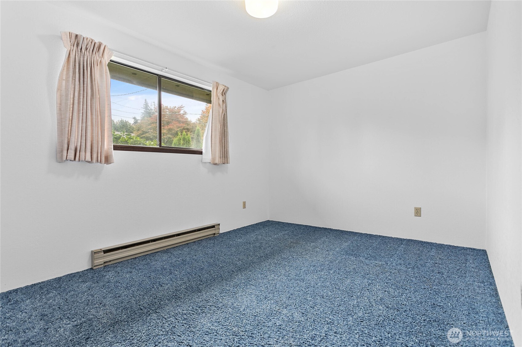 2301 Huron Street Property Photo 24