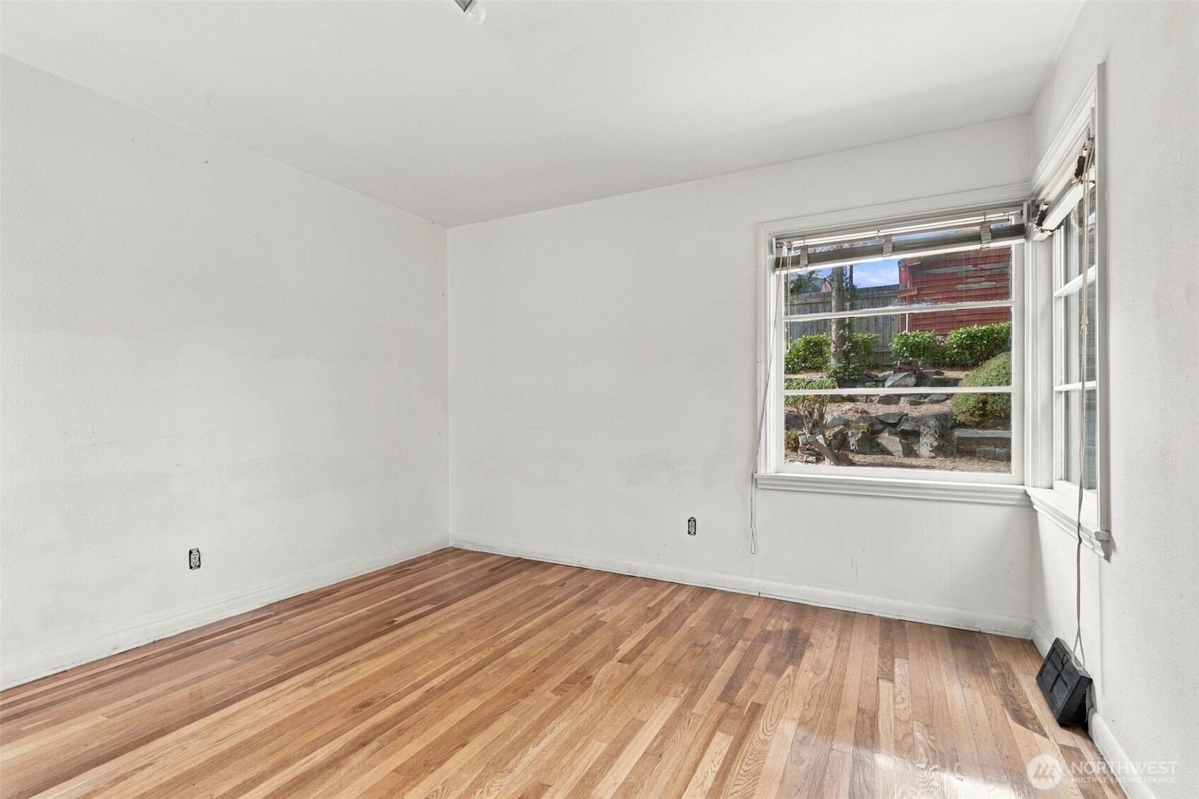 1317 California Avenue Property Photo 15