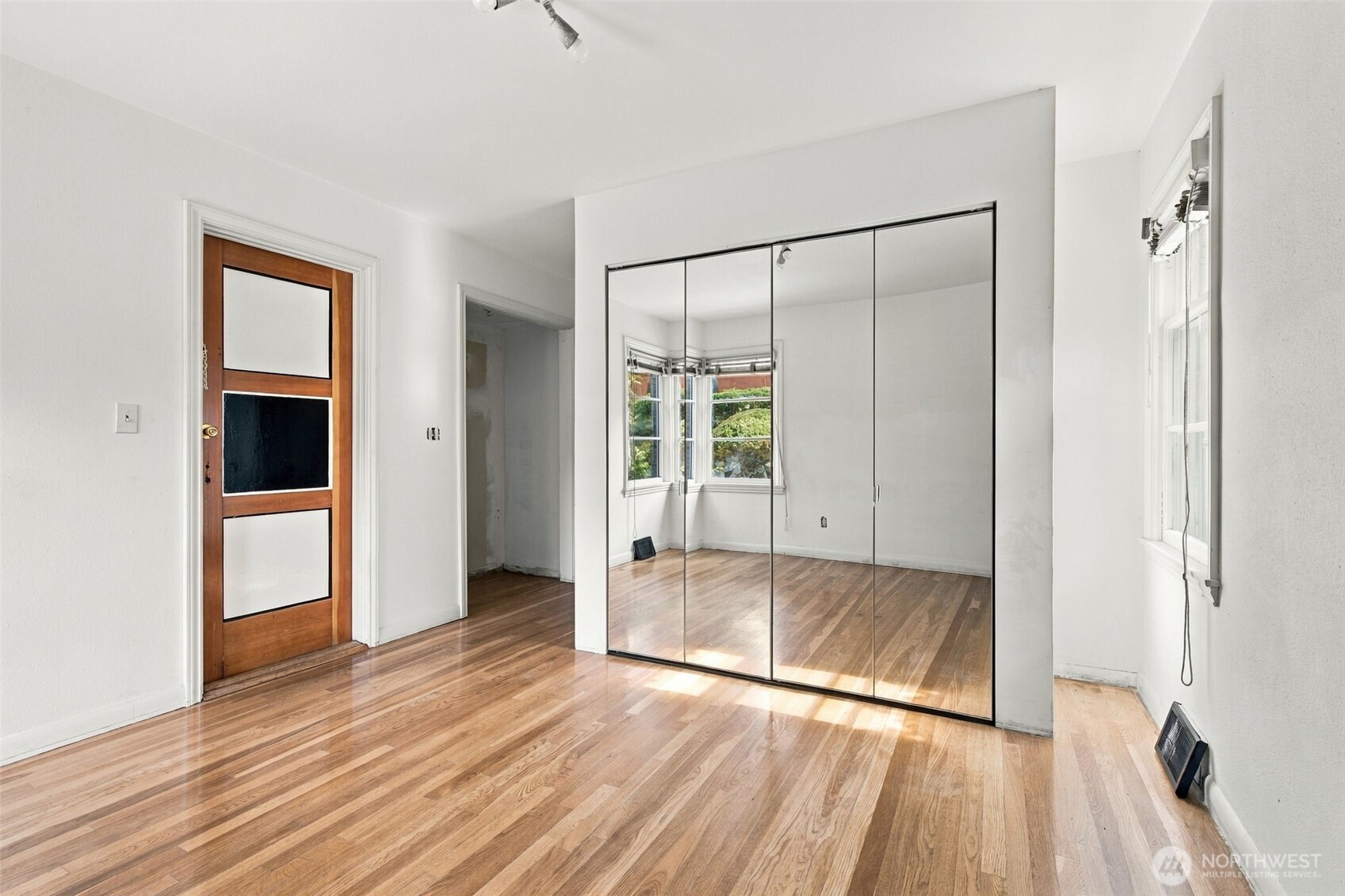 1317 California Avenue Property Photo 16