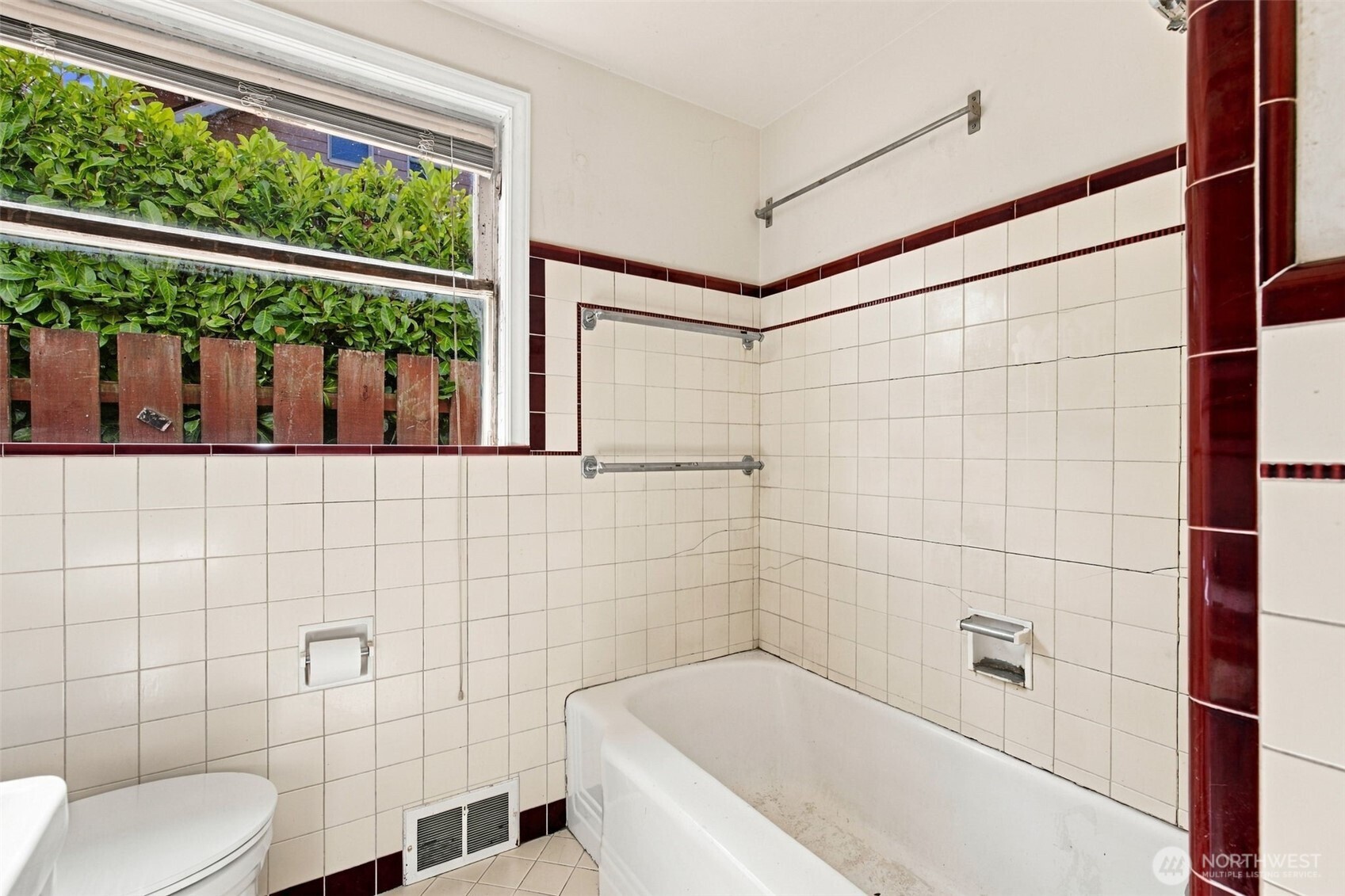 1317 California Avenue Property Photo 18