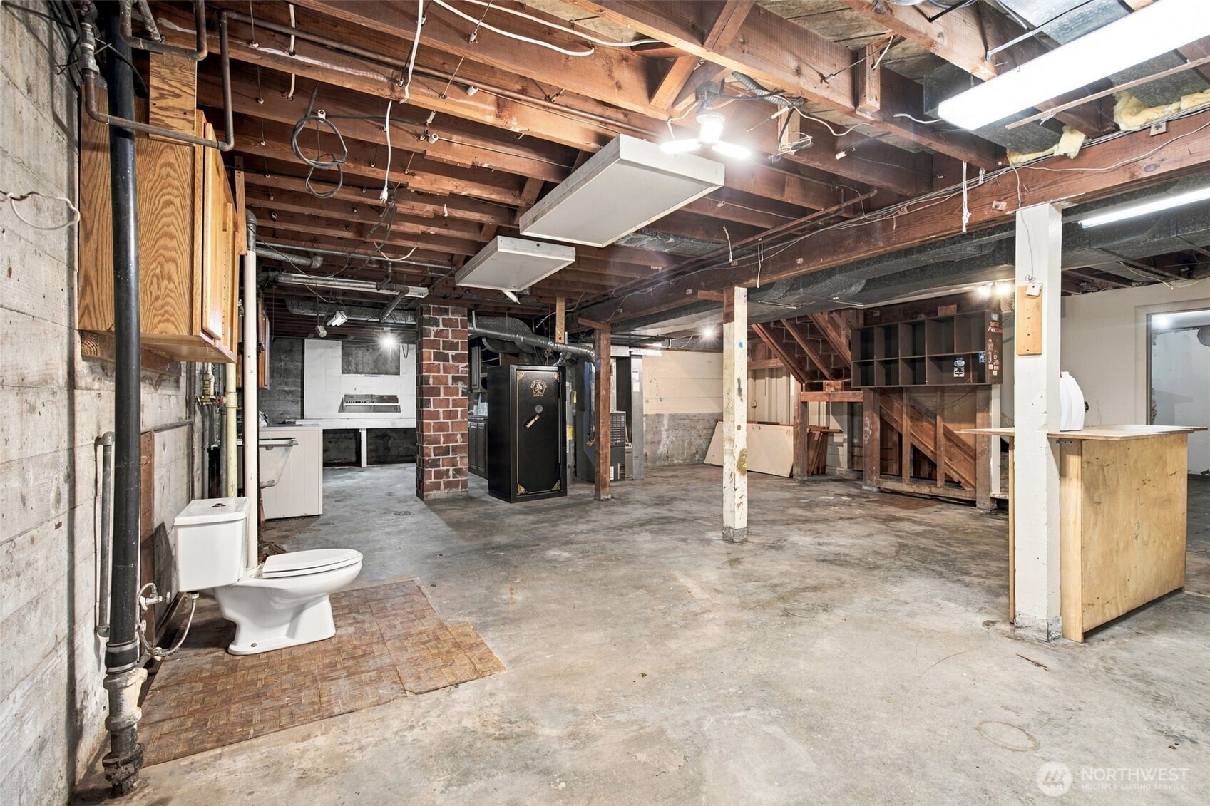 1317 California Avenue Property Photo 26